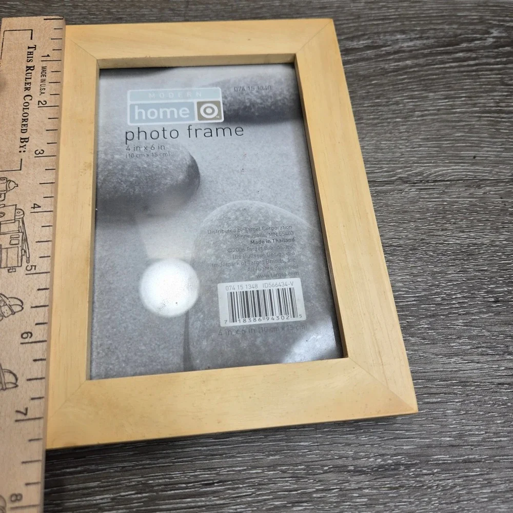 Target Modern Home 4x6 Natural Light Wood Photo Picture Frame Tabletop Hanging